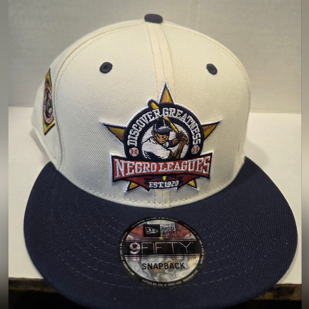 New Era White and Navy Negro Leagues 'Discover Greatness' Snapback Hat